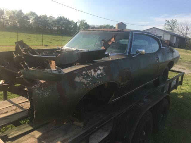 1969 Green Pontiac GTO Coupe