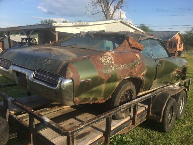 1969 Green Pontiac GTO Coupe