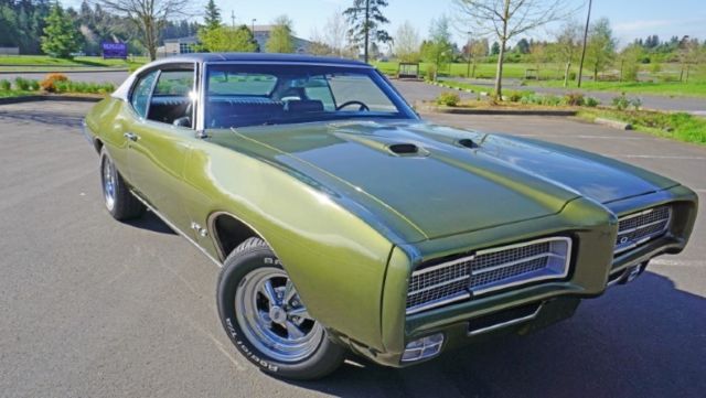 1969 Green Pontiac GTO Coupe