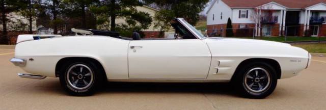 1969 White Pontiac Trans Am CONVERTIBLE