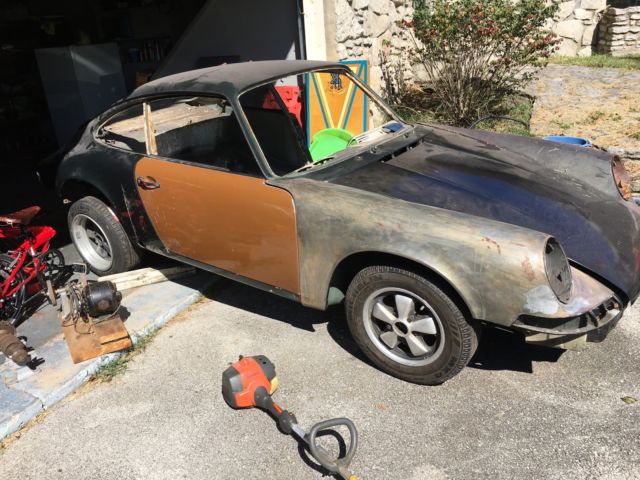 1969 Green Porsche 911 Coupe