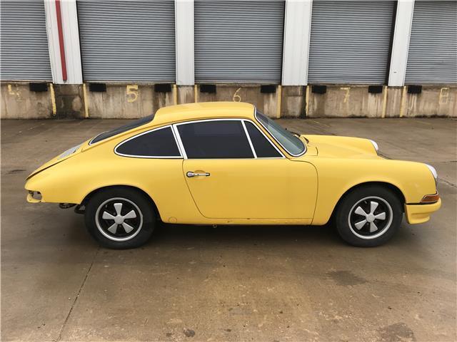 1969 -- Porsche 912 --