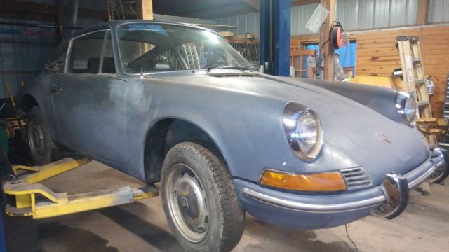 1969 Yellow Porsche 912 Coupe