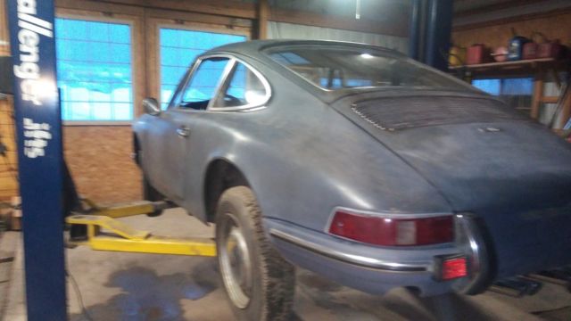 1969 Yellow Porsche 912 Coupe
