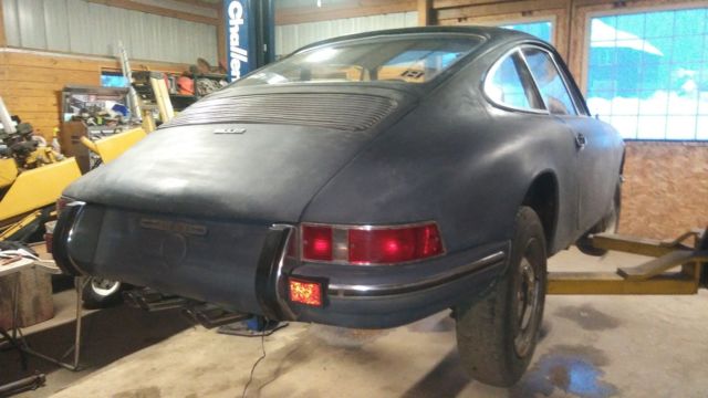 1969 Yellow Porsche 912 Coupe