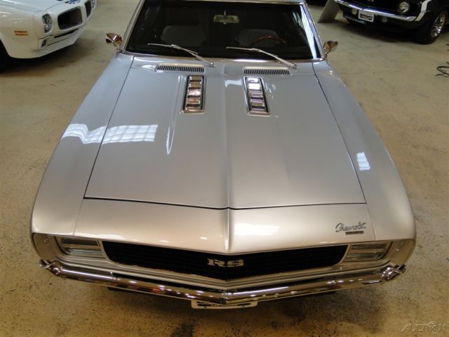 1969 Silver Chevrolet Camaro