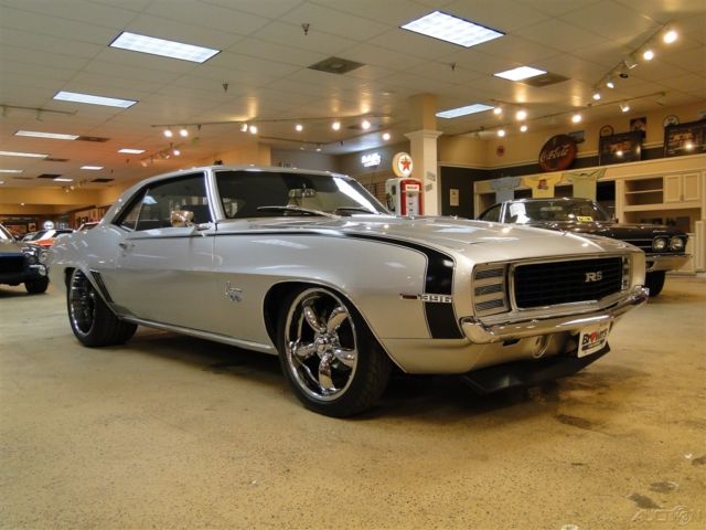 1969 Silver Chevrolet Camaro