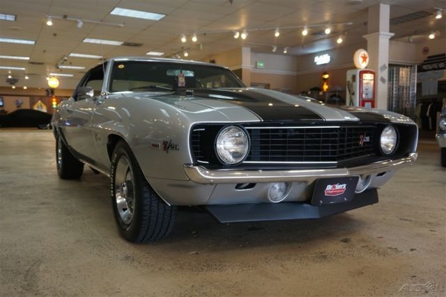 1969 Silver Chevrolet Camaro