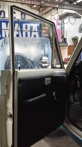 1969 SKY BLUE & ARCTIC WHITE Toyota Land Cruiser 4 DOOR