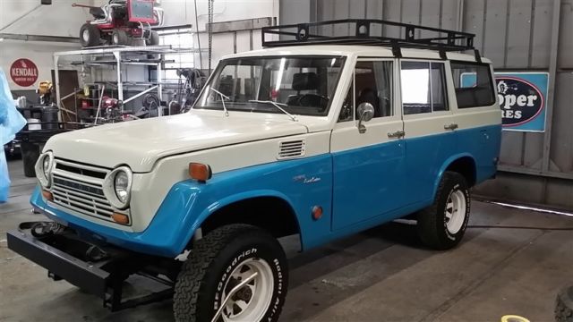 1969 SKY BLUE & ARCTIC WHITE Toyota Land Cruiser 4 DOOR