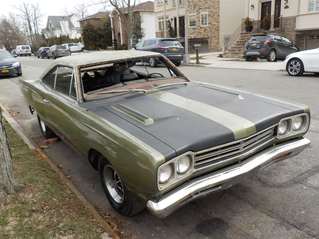 1969 Green Plymouth Road Runner Coupe