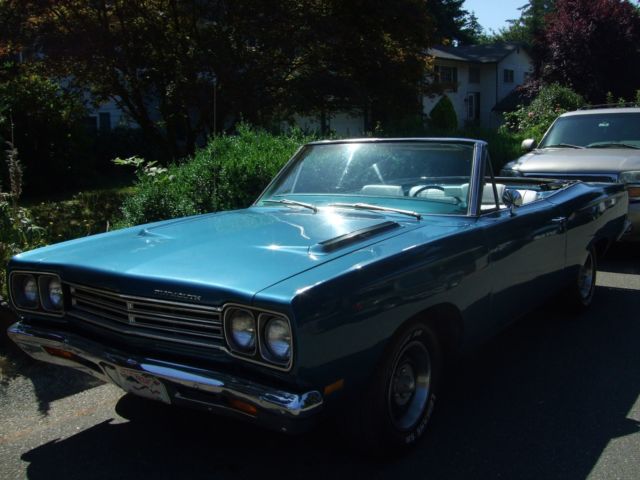 1969 Yellow Plymouth Road Runner Convertible