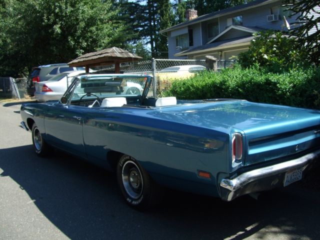 1969 Yellow Plymouth Road Runner Convertible