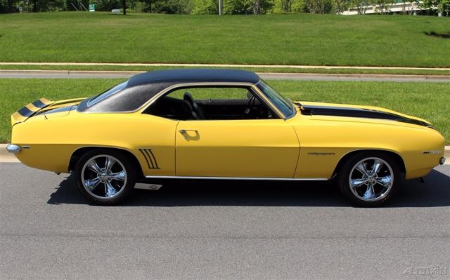 1969 Yellow Chevrolet Camaro Coupe
