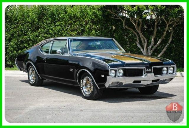 1969 Black Oldsmobile 442 Coupe