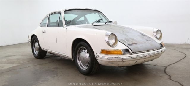 1969 White Porsche 911