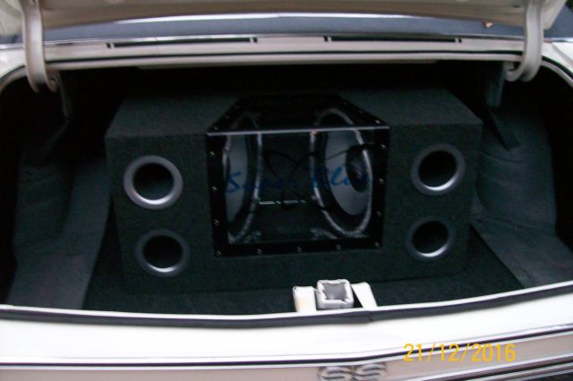 1969 White Chevrolet Chevelle Coupe