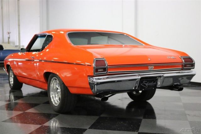 1969 Orange Chevrolet Chevelle