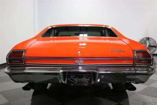 1969 Orange Chevrolet Chevelle