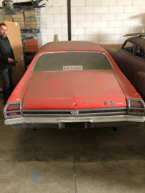 1969 Red Chevrolet Chevelle Coupe