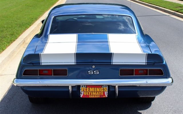 1969 White Chevrolet Camaro Coupe