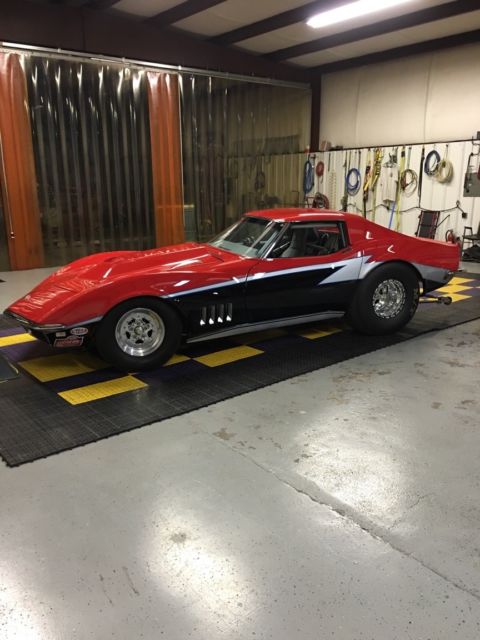 1969 Red and Black Chevrolet Corvette Coupe
