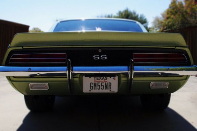 1969 Frost Green Metallic Chevrolet Camaro Coupe