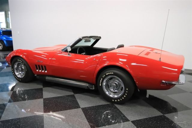 1969 Red Chevrolet Corvette