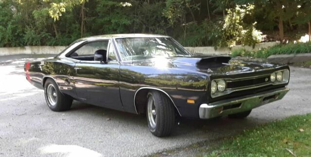 1969 Black Dodge Coronet