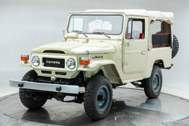 1969 Tan Toyota Land Cruiser --