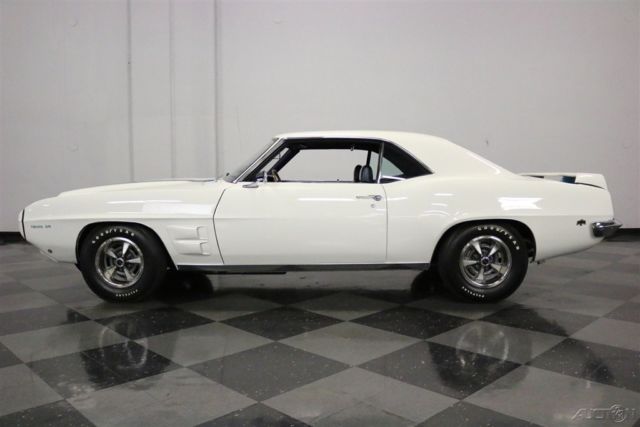 1969 White Pontiac Firebird