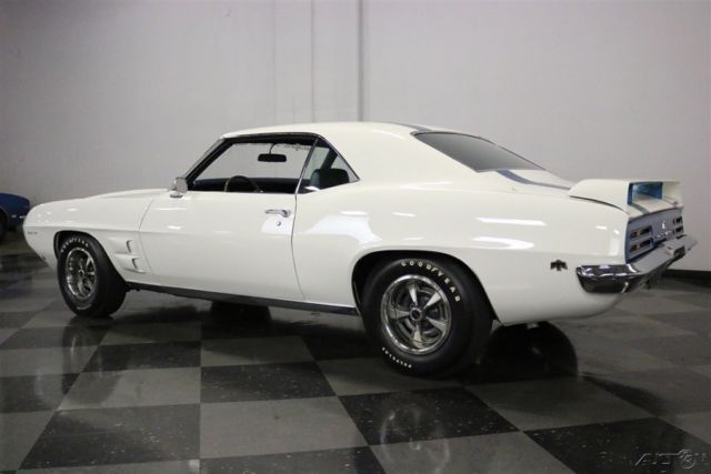 1969 White Pontiac Firebird