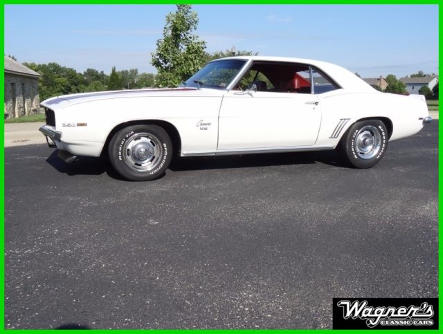 1969 White Chevrolet Camaro Coupe