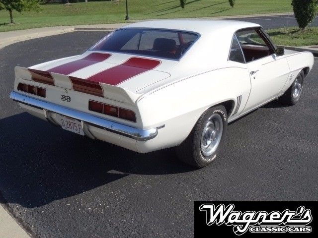 1969 White Chevrolet Camaro Coupe