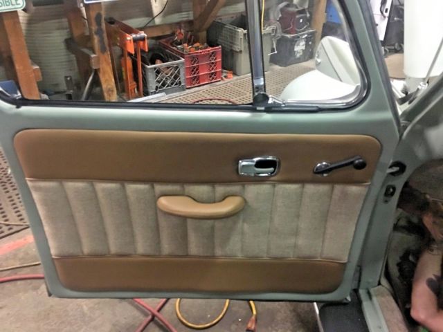 1969 Green Volkswagen Beetle - Classic Coupe