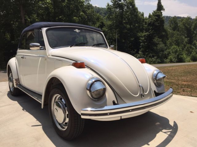1969 Pearl White Volkswagen Beetle - Classic Convertible