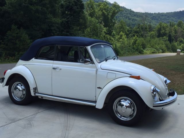 1969 Pearl White Volkswagen Beetle - Classic Convertible
