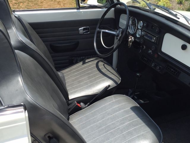 1969 Pearl White Volkswagen Beetle - Classic Convertible