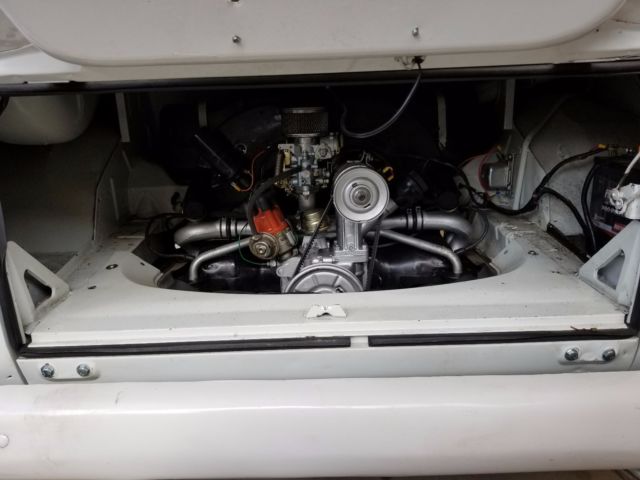 1969 White Volkswagen Bus/Vanagon Van Camper