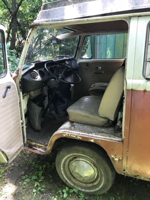1969 Volkswagen Bus/Vanagon