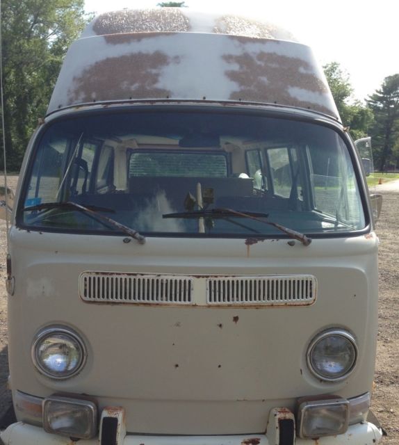 1969 Red Volkswagen Bus/Vanagon