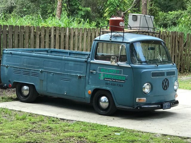1969 Blue Volkswagen Bus/Vanagon