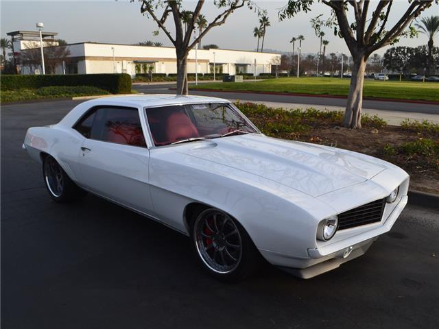 1969 White Chevrolet Camaro Coupe