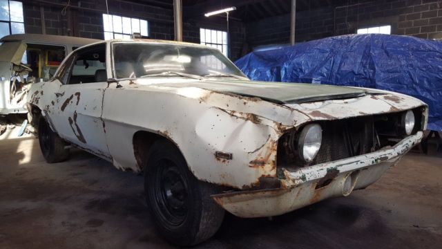 1969 Yellow Chevrolet Camaro Coupe