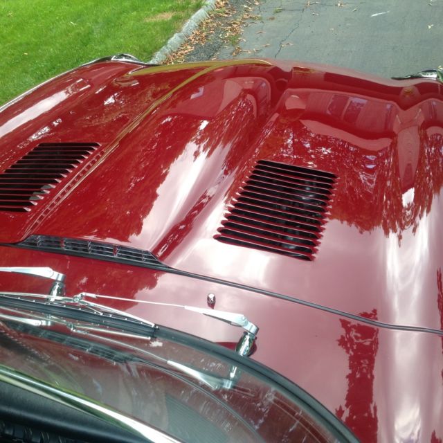 1969 Burgundy Jaguar E-Type Roadster