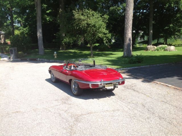 1969 Burgundy Jaguar E-Type Roadster