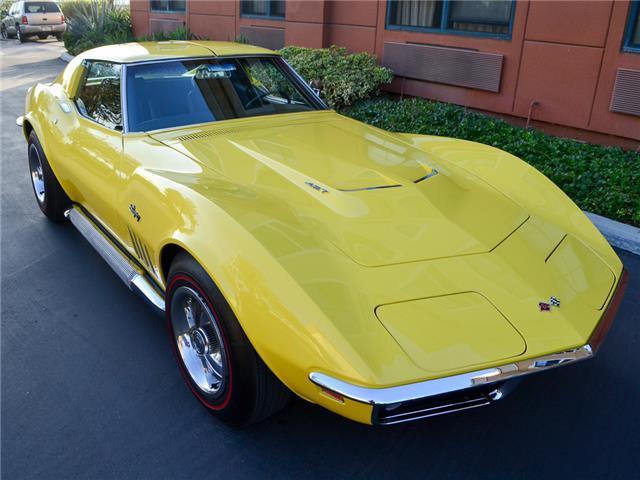 1969 Yellow Chevrolet Corvette Coupe