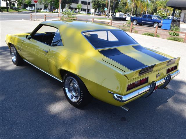 1969 Yellow Chevrolet Camaro Coupe