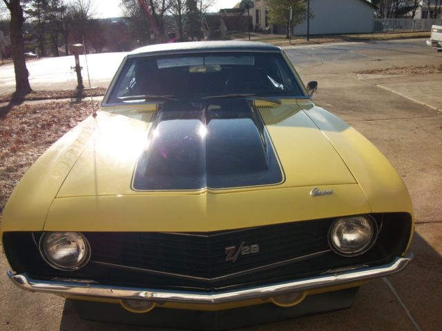 1969 Yellow Chevrolet Camaro Coupe
