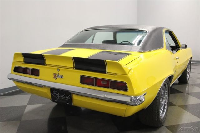 1969 Yellow Chevrolet Camaro